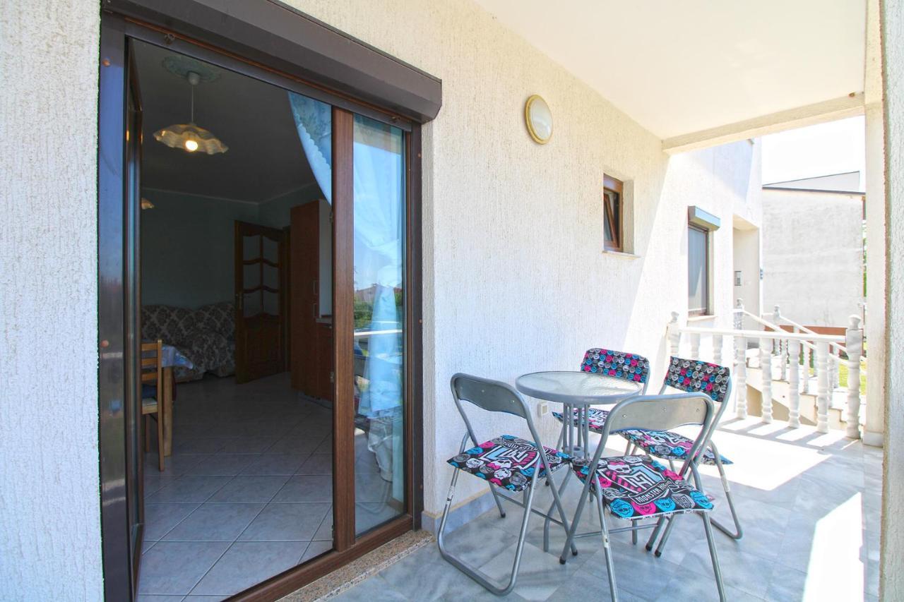Apartments Veroslava 2159 Пула Екстериор снимка