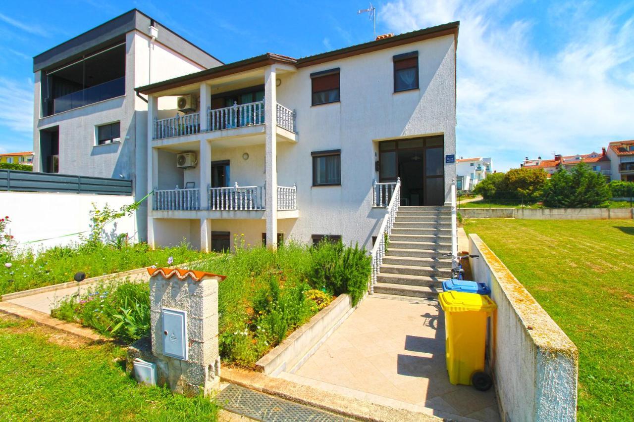 Apartments Veroslava 2159 Пула Екстериор снимка